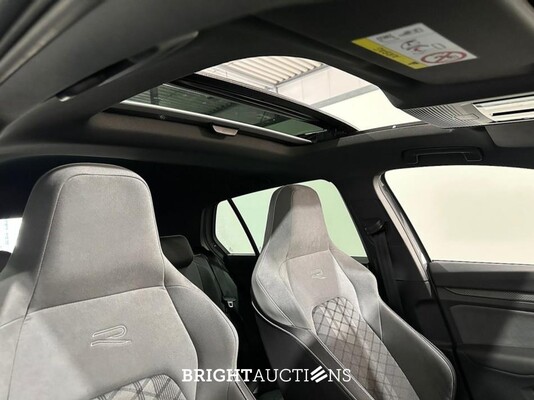 Volkswagen Golf 1.5 TSI R-Line 131pk 2021 (Origineel-NL), K-490-JS