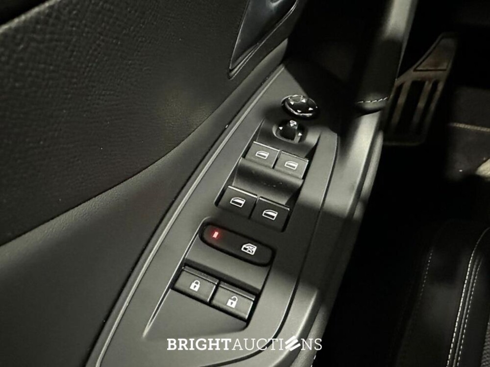 Peugeot 408 1.2 PureTech GT 130 131hp 2023 (Origineel-NL), X-095-FN
