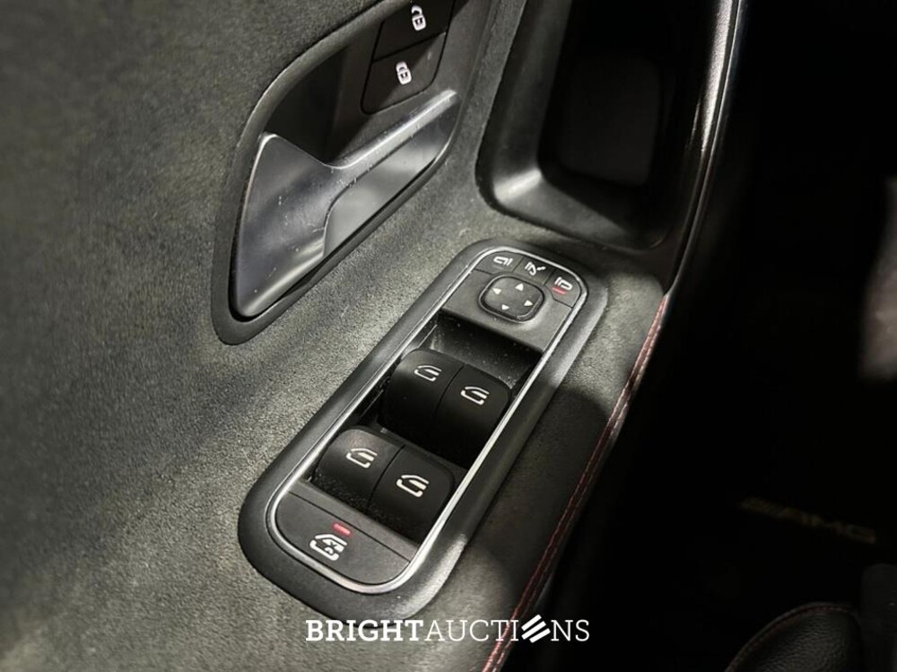 Mercedes-Benz A200 Business Solution AMG 163pk 2019 (Origineel-NL) A-Klasse, XH-436-L
