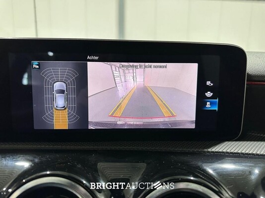 Mercedes-Benz A200 Business Solution AMG 163pk 2019 (Origineel-NL) A-Klasse, XH-436-L