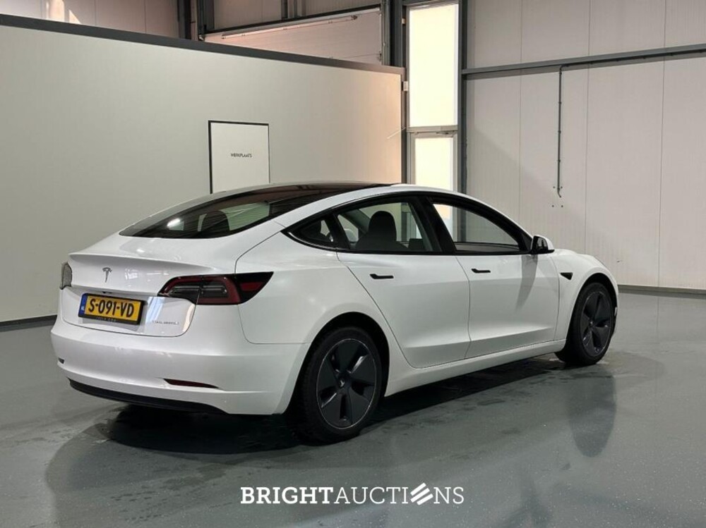 Tesla Model 3 Long Range AWD 75 kWh 351pk 2023 (Origineel-NL), S-091-VD