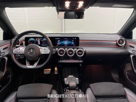 Mercedes-Benz CLA 180 Shooting Brake Business Solution AMG 136pk 2022 (Origineel-NL) CLA-Klasse, N-303-VJ