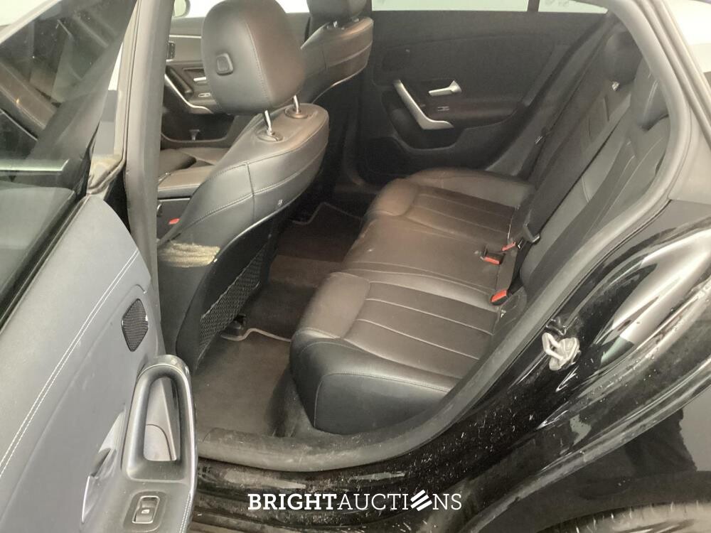 Mercedes-Benz CLA 180 Shooting Brake d Business Solution Luxury 116pk 2021 (Origineel-NL) CLA-Klasse, L-873-HR