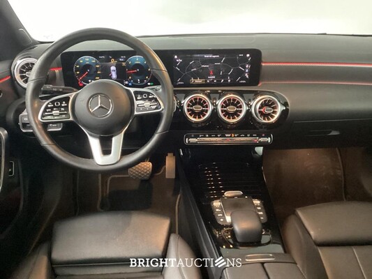 Mercedes-Benz CLA 180 Shooting Brake d Business Solution Luxury 116pk 2021 (Origineel-NL) CLA-Klasse, L-873-HR