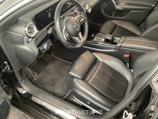 Mercedes-Benz CLA 180 Shooting Brake d Business Solution Luxury 116pk 2021 (Origineel-NL) CLA-Klasse, L-873-HR