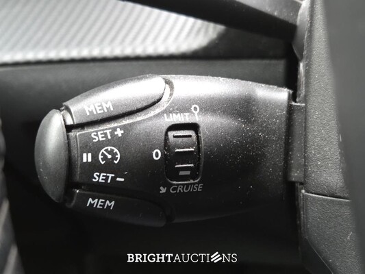 Peugeot 2008 Blue Lease Active 1.2 PureTech 102pk 2021 (Origineel-NL), K-814-KD