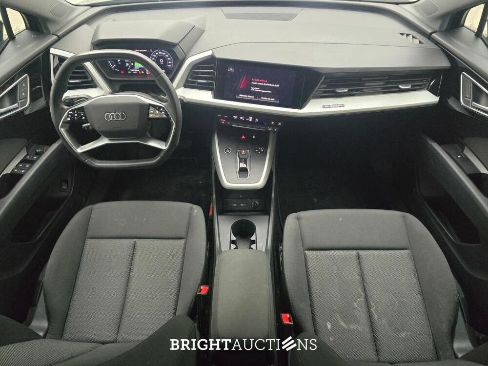 Audi Q4 e-tron 35 Edition 55 kWh 170pk 2022 (Origineel-NL), R-847-TD