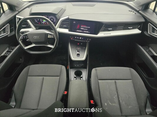 Audi Q4 e-tron 35 Edition 55 kWh 170pk 2022 (Origineel-NL), R-847-TD