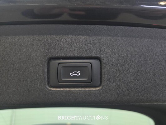 Audi Q4 e-tron 35 Edition 55 kWh 170pk 2022 (Origineel-NL), R-847-TD