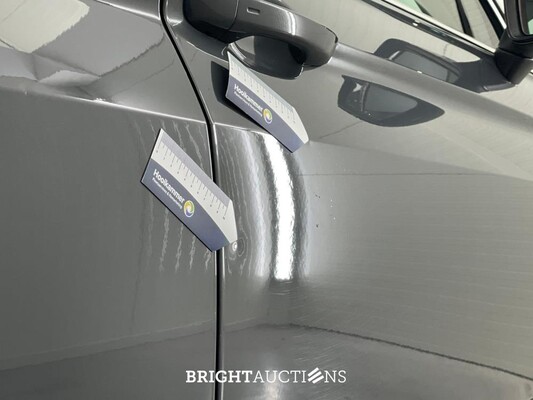 Volkswagen Tiguan eHybrid R-Line Business 1.4 TSI 265pk 2022 (Origineel-NL), P-225-HR