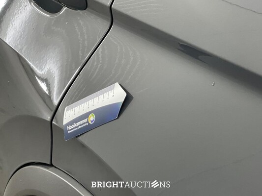 Volkswagen Tiguan eHybrid R-Line Business 1.4 TSI 265pk 2022 (Origineel-NL), P-225-HR