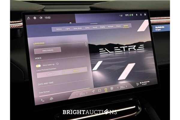 Lotus Eletre EDS 450 4WD 112 kWh 612hp 2023 (Original-NL), X-319-JJ