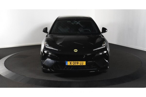 Lotus Eletre EDS 450 4WD 112 kWh 612pk 2023 (Origineel-NL), X-319-JJ