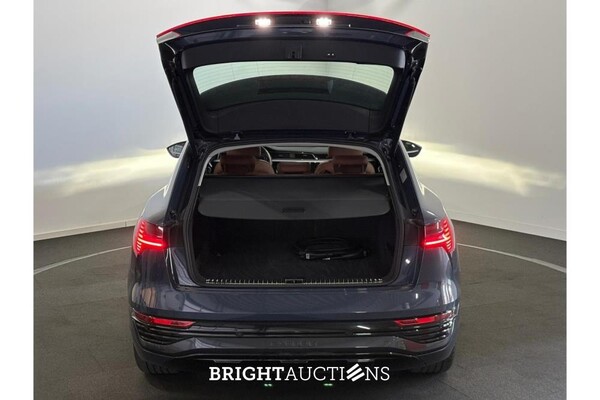 Audi Q8 e-tron 50 Advanced Edition Quattro 95 kWh 340pk 2023 (Origineel-NL), T-481-TT