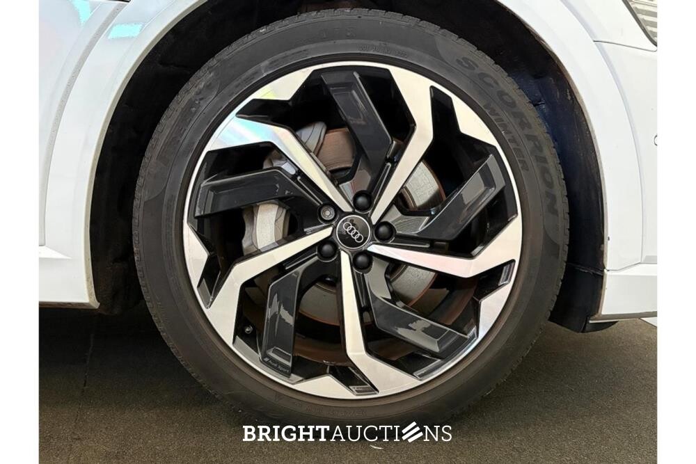 Audi e-tron 55 S edition Quattro 95 kWh 408pk 2022 (Origineel-NL), S-713-BN