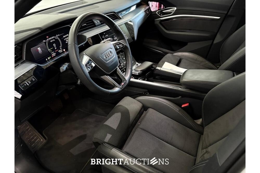 Audi e-tron 55 S edition Quattro 95 kWh 408pk 2022 (Origineel-NL), S-713-BN