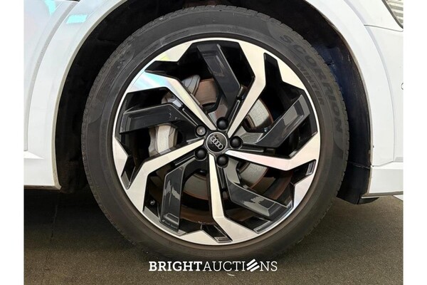 Audi e-tron 55 S edition Quattro 95 kWh 408pk 2022 (Origineel-NL), S-713-BN