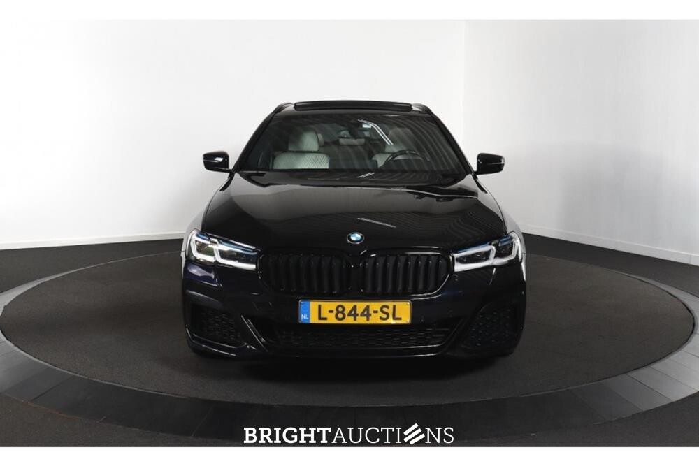 BMW 530e Business Edition Plus M-Sport 292pk 2021 (Origineel-NL) 5-Serie , L-844-SL