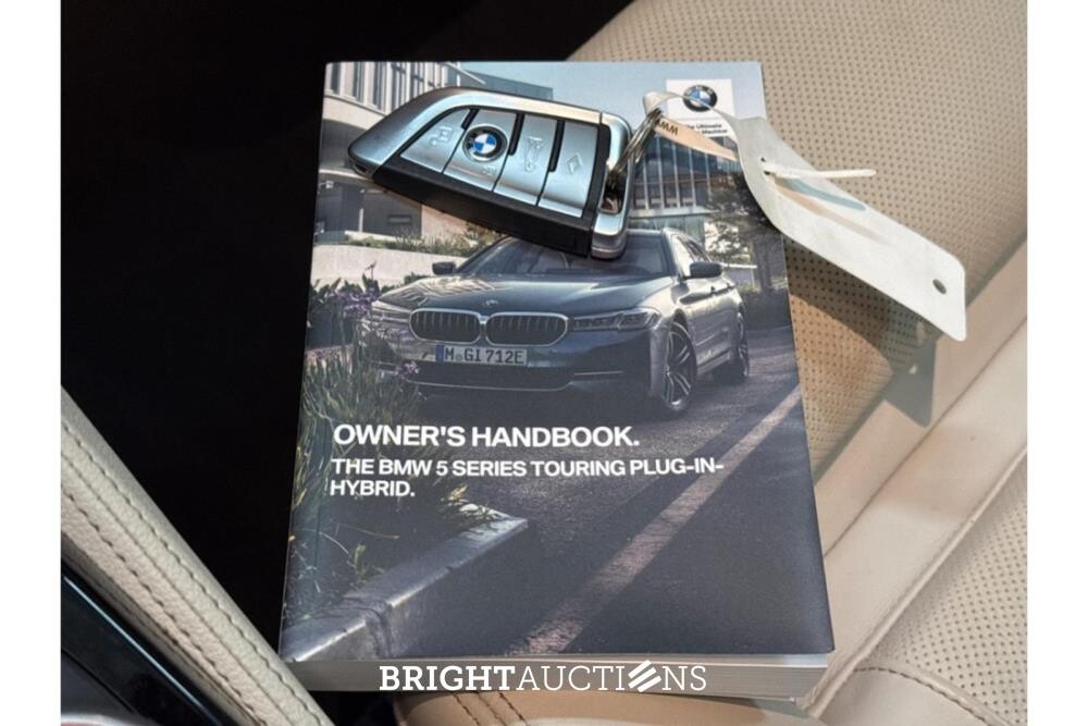 BMW 530e Business Edition Plus M-Sport 292pk 2021 (Origineel-NL) 5-Serie , L-844-SL