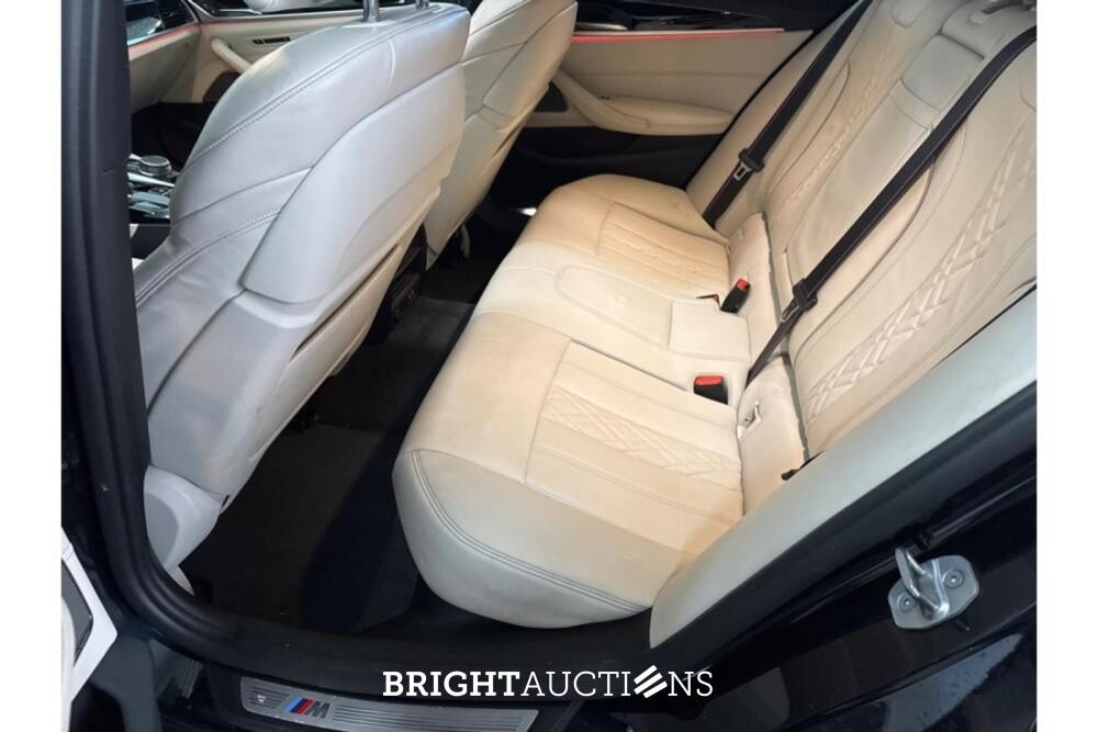 BMW 530e Business Edition Plus M-Sport 292pk 2021 (Origineel-NL) 5-Serie , L-844-SL