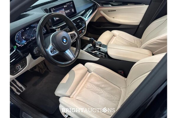 BMW 530e Business Edition Plus M-Sport 292pk 2021 (Origineel-NL) 5-Serie , L-844-SL
