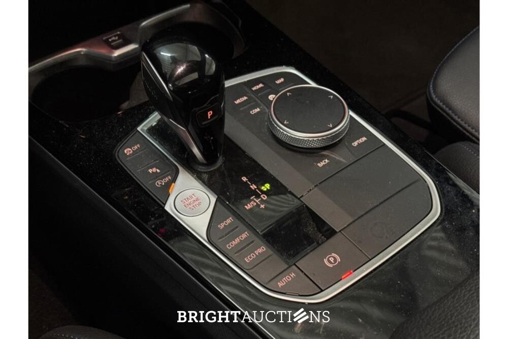 BMW M135 i Business Edition xDrive 306pk 2021 (Origineel-NL) 1-Serie, N-977-HZ