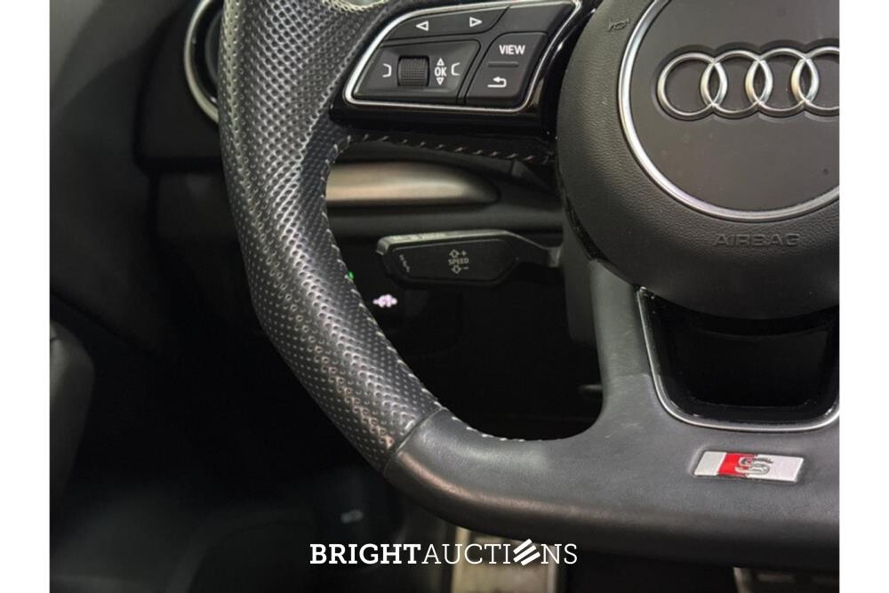 Audi A3 Limousine 35 CoD Advance Sport TFSI 150pk 2019 (Origineel-NL), ZL-485-D