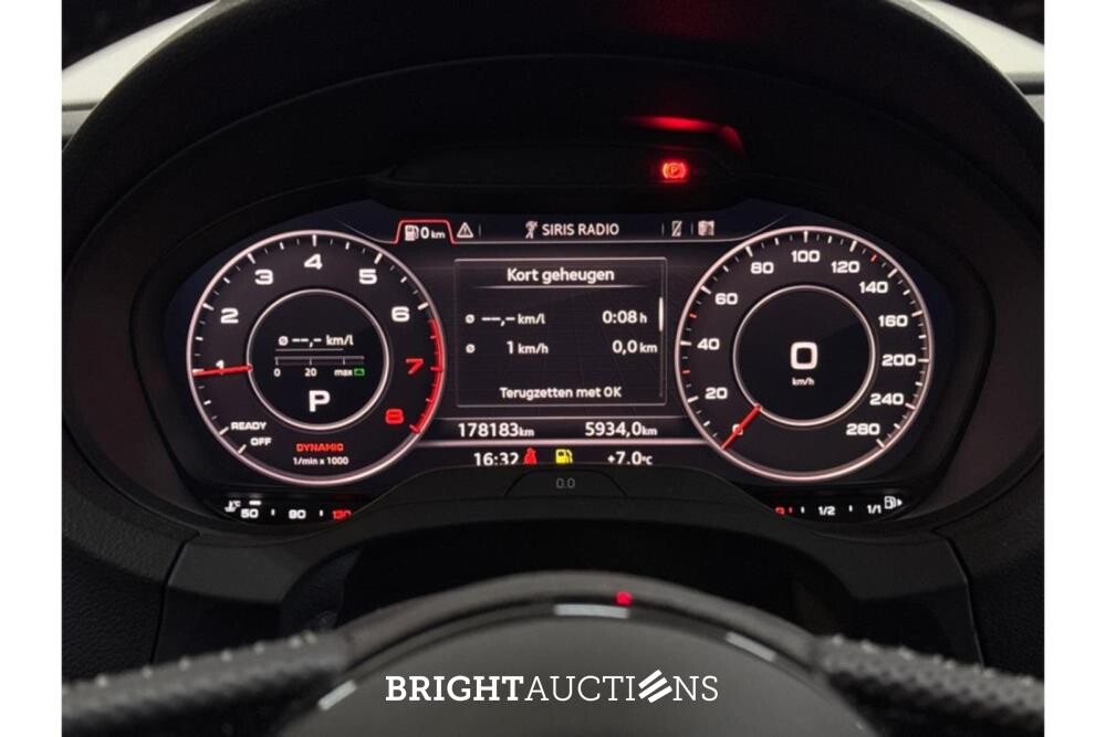 Audi A3 Limousine 35 CoD Advance Sport TFSI 150pk 2019 (Origineel-NL), ZL-485-D