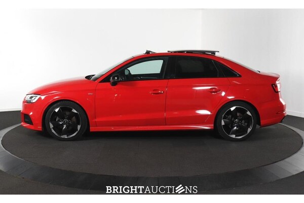 Audi A3 Limousine 35 CoD Advance Sport TFSI 150pk 2019 (Origineel-NL), ZL-485-D