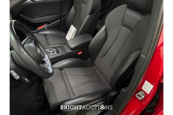 Audi A3 Limousine 35 CoD Advance Sport TFSI 150pk 2019 (Origineel-NL), ZL-485-D