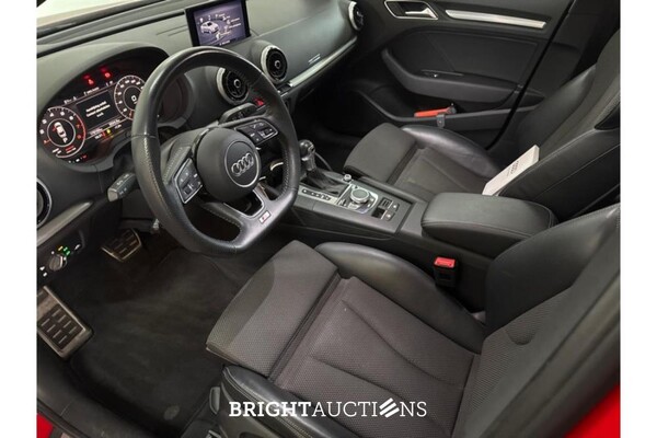 Audi A3 Limousine 35 CoD Advance Sport TFSI 150pk 2019 (Origineel-NL), ZL-485-D