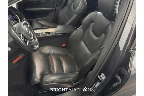 Volvo V60 Cross Country Pro 2.0 AWD 190pk 2020 (Origineel-NL), G-715-ZL