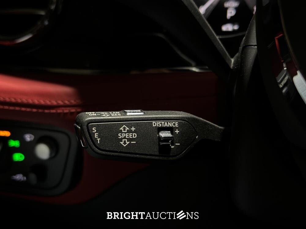 Bentley Bentayga 4.0 V8 S 549hp 2022 (Original-NL), P-719-VF