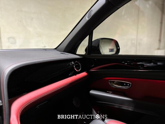 Bentley Bentayga 4.0 V8 S 549hp 2022 (Original-NL), P-719-VF