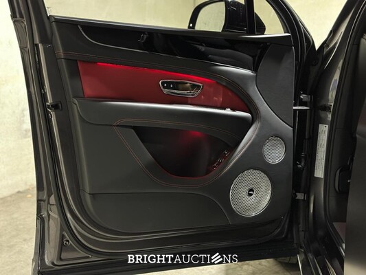 Bentley Bentayga 4.0 V8 S 549hp 2022 (Original-NL), P-719-VF