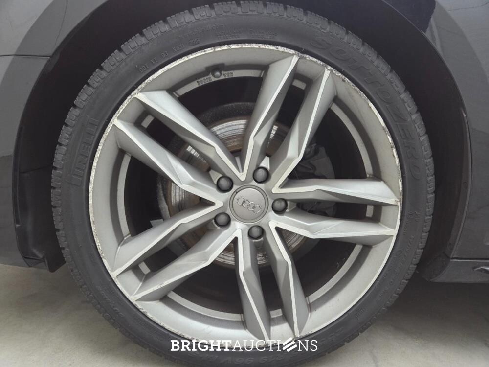 Audi A4 Avant Sport S line edition 1.4 TFSI 150pk 2018 (Origineel-NL), TX-637-V