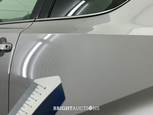 Toyota C-HR Hybrid Executive 1.8 170pk 2017, P-886-JB