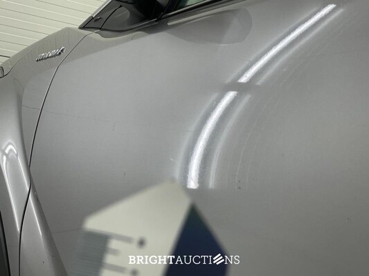 Toyota C-HR Hybrid Executive 1.8 170pk 2017, P-886-JB
