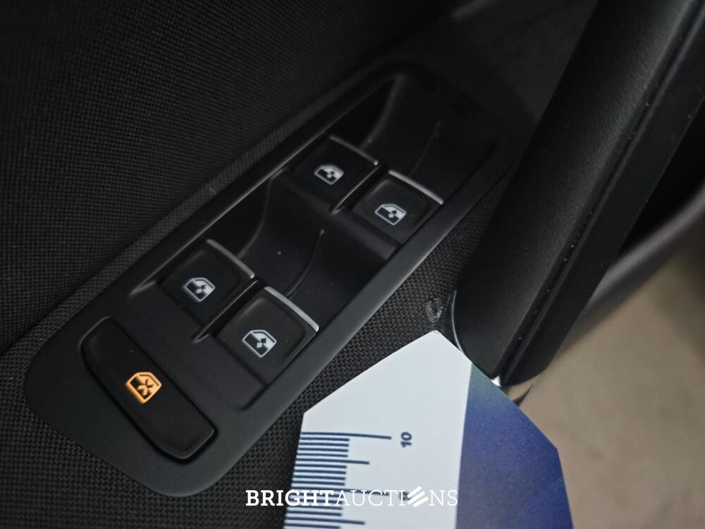 Volkswagen Golf Highline Business R 1.5 TSI 150pk 2018, X-726-KS