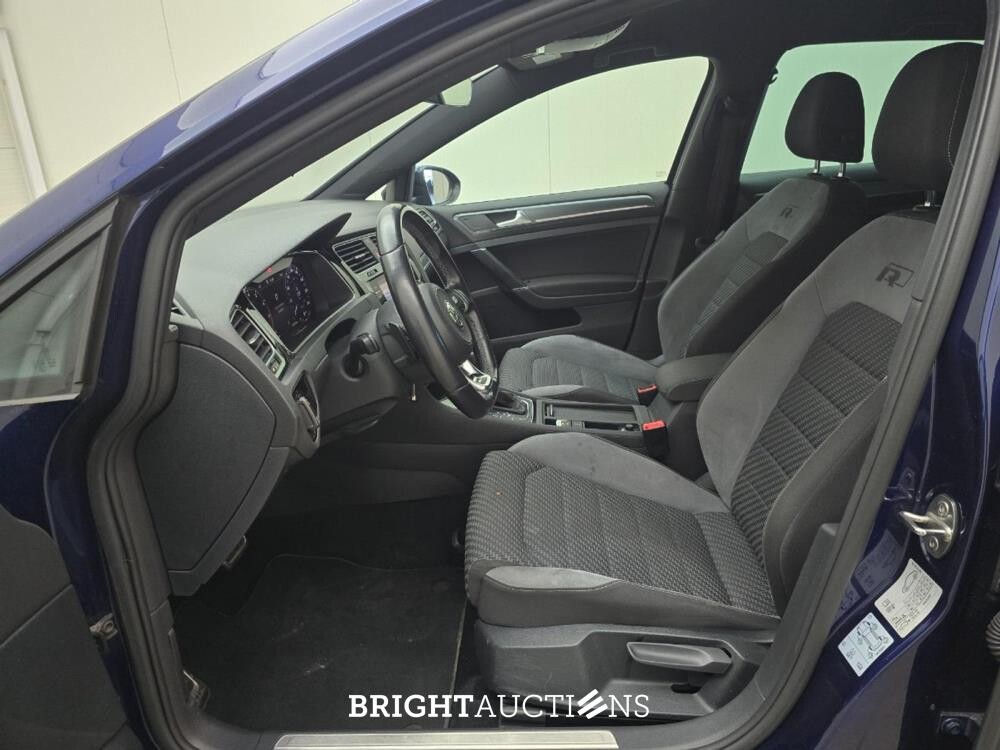 Volkswagen Golf Highline Business R 1.5 TSI 150pk 2018, X-726-KS
