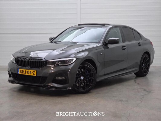 BRIGHT AUCTIONS: Luxury, Sports and Premium Cars - Fast Auction