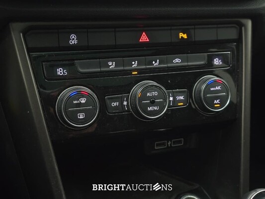 Volkswagen T-Roc Style 1.0 TSI 116pk 2019 (Origineel-NL), XX-149-F