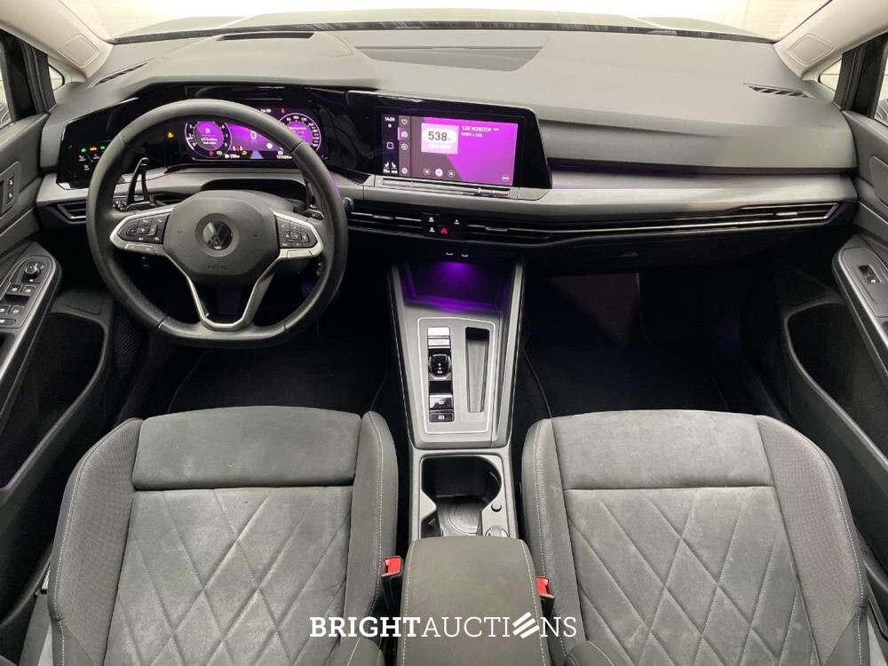 Volkswagen Golf eTSI Style 1.5 150pk 2020, X-368-TL
