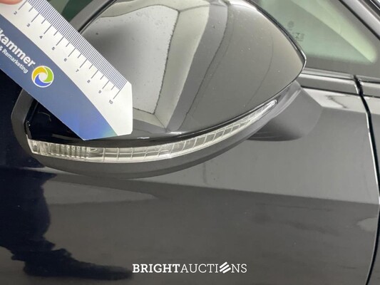 Volkswagen Golf eTSI Style 1.5 150pk 2020, X-368-TL