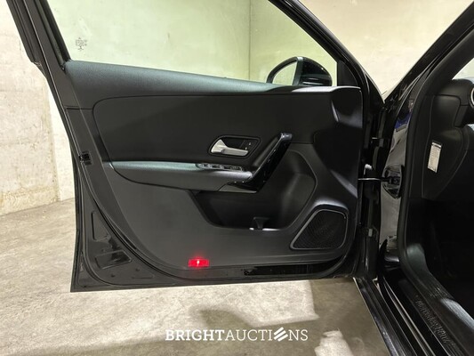 Mercedes-Benz A180 d 7G-DCT Business Solution A-Klasse 116pk 2020 (Origineel-NL+1e eigenaar), H-772-KD