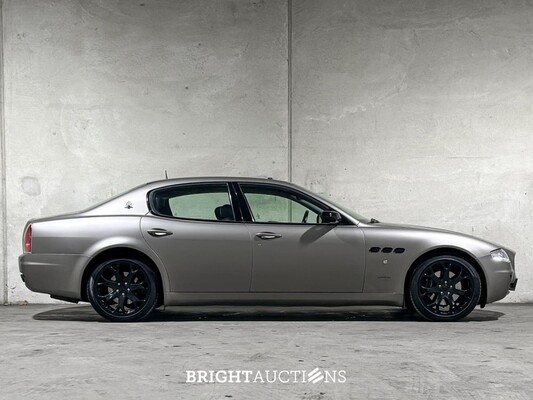 Maserati Quattroporte 4.2 V8 Duo Select 401pk 2005, 13-RL-XN Youngtimer
