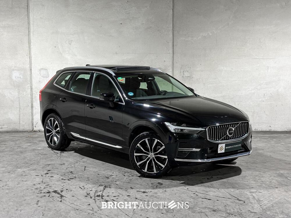 Volvo XC60 2.0 T6 Plug-in hybrid AWD Core Bright 253pk 2027 (Origineel-NL+1e eigenaar), S-190-RP