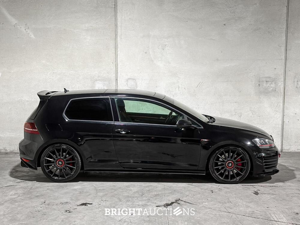 Volkswagen Golf GTI Performance (VII / MK7 / Golf 7) 396pk 2014 