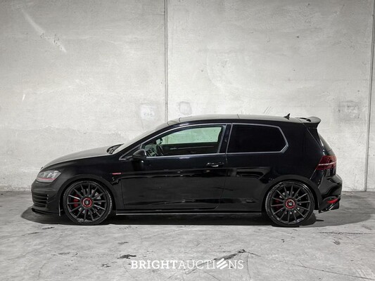 Volkswagen Golf GTI Performance (VII / MK7 / Golf 7) 396pk 2014