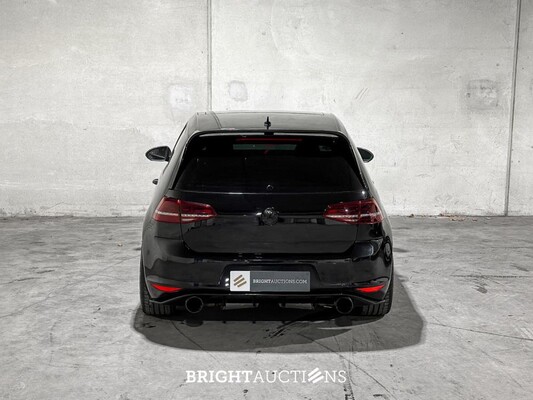 Volkswagen Golf GTI Performance (VII / MK7 / Golf 7) 396pk 2014